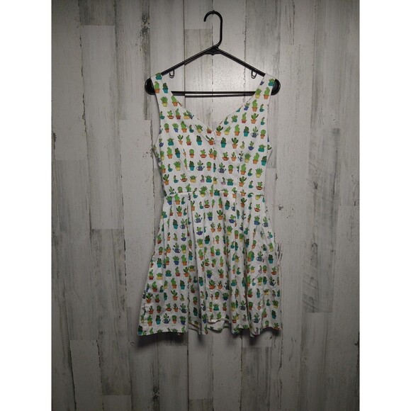 Modcloth Ixia Cactus Mini Print White Green Fit & Flare Dress Sundress Size M - Picture 5 of 6